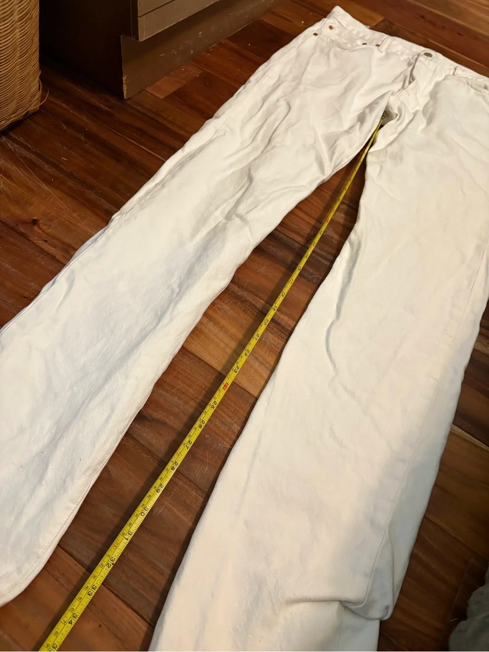 Levi’s 501 White Straight Leg Jeans Men’s 36x35 Button Fly Denim‎ Pants (1099)